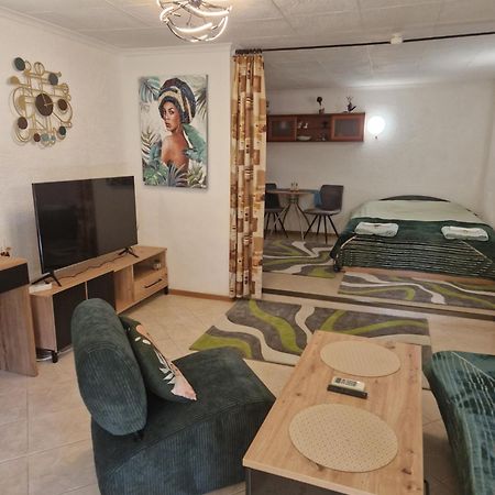 Villa Residence, Free Parking, Pets Friendly فارنا المظهر الخارجي الصورة